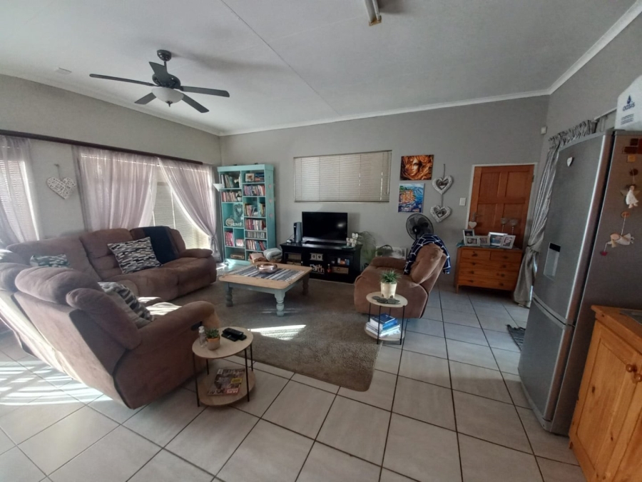 3 Bedroom Property for Sale in Flamwood North West